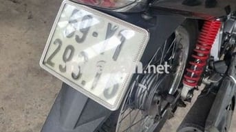 Yamaha Sirius Đen