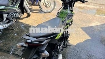 Suzuki Satria F150 Đen xanh lá