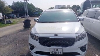 Kia Sedona 2021 Trắng