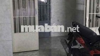 bán gấp nhà mặt tiền phạm văn đồng