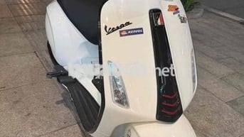 Piaggio Vespa Sprint 125cc 2018 Trắng 17000 km