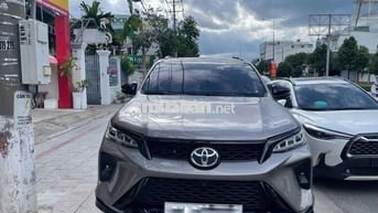 Fortuner Legender 2024, 35 ngàn km, sơn zin 95%