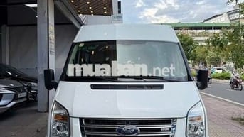 Ford Transit Luxury 2019 Trắng