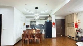 Bán CC Khu đô thị mới Resco, 7,5 tỷ, 118m2, 3PN, 2WC, đầy đủ nội thất