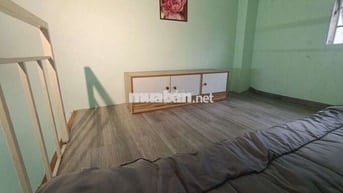 phòng cho thuê giá rẻ ,giờ giấc tự do, khoá vân tay