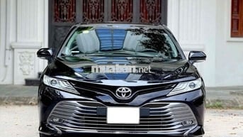 Toyota Hà Đông bán Camry 2.5Q 2021 Đen 36000 km