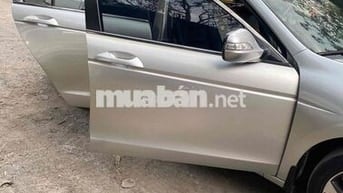 Honda Accord 2023 Bạc Nhập khẩu 5 chỗ