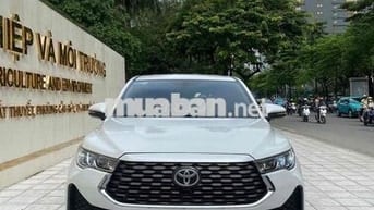 Toyota Innova Cross V 2024 Trắng Nhập khẩu