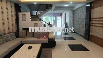 NHÀ MỚI FULL NỘI THẤT ,4PN, 5 WC SÁT PHÚ MỸ HƯNG