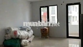 CHO THUÊ NHÀ 2MT : Nguyễn Đình Chính, Quận Phú Nhuận.