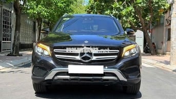Bán Mercedes GLC250 4MATIC 2018 Đen nội thất Kem