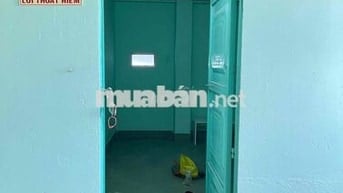 Phòng 1tr8 an ninh sạch sẽ Tôn Đản Quận 4