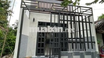 🏡 BÁN NHÀ 1 TRỆT 1 LỬNG ĐỐI DIỆN CÔNG VIÊN – LONG HẬU