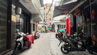 Nhà mới đẹp 4 tầng lầu Hẻm Xe Hơi - 565/89 Nguyễn Trãi, P.7, Q.5 