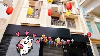 HXH - LÊ THÁNH TÔN, BẾN NGHÉ, Q.1 - DT: 8,7m x 6,3m - 5 Tầng - 2X Tỷ