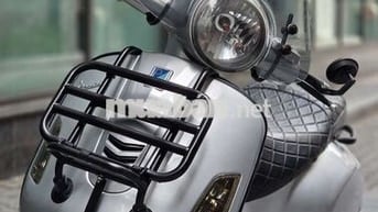 Vespa GTS 125 3vie 2015 Bạc pọt chơ