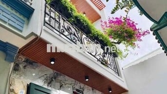 Nhà mới đẹp lung linh ngay phan huy ích đối diện siêu thị Emat 2pn 3WC