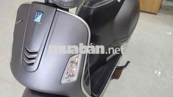 Piaggio Vespa GTS 125 Xám