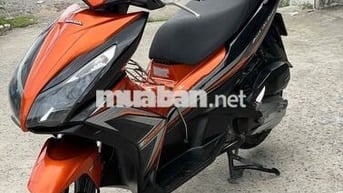 Honda Air Blade Tự động Cam đen
