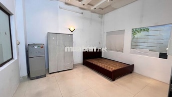 PHÒNG TRỌ 18 M2 CÔNG VIÊN GIA ĐỊNH - PHỔ QUANG - PHÚ NHUẬN CŨ