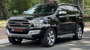 Everest 2017 4x2 Titanium Đen nhập Thái
