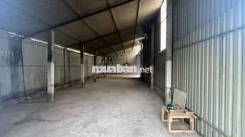 CHO THUÊ XƯỞNG 400M CẢ SÂN PHƯỜNG BÌNH THẮNG GẦN LÀNG ĐẠI HỌC