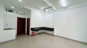 PHÒNG LỚN, 2 MẶT TIỀN Đ. HƯNG PHÚ, NGAY CẦU CHỮ Y