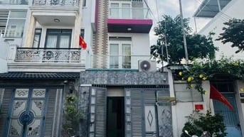 Cho thuê nhà MT Dân Chủ- Tân Phú.DT 4x18- 3 Lầu,st. 4pn, 5wc NT cơ bản