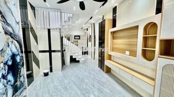 NGAY CÔNG VIÊN LÀNG HOA - NHÀ MỚI FULL NỘI THẤT VÀO Ở NGAY - 4.5 TỶ