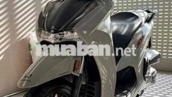 Honda SH 350i đời đầu máy Thái, đi kĩ cực ít đi