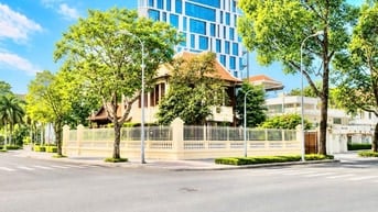 Cho thuê Biệt thự 3MT 216 Võ Thị Sáu, Q3, 700m² đất, DTSD 1.000m²
