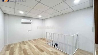 Phòng dạng 1 trệt 1 lửng gần Nhà thờ Nam Hải và ParcMall vừa mới trống
