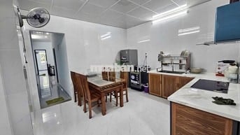 NHÀ  4 PHÒNG CÓ NGỦ NỘI THẤT KHU VỰC VĨNH HÒA GIÁ 17 TRIỆU/THÁNG