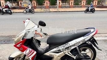 Yamaha Nouvo Đỏ, Trắng, Vàng