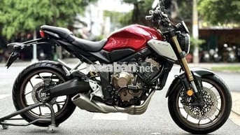 Honda CB650R 2020, biển số thành phố 