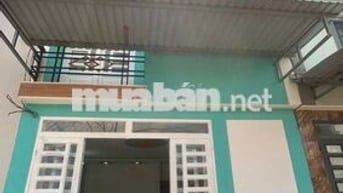 Bán nhà nhỏ 25m2 Xuân Thới Thượng Hóc Môn sơn mới màu xanh ,ở liền