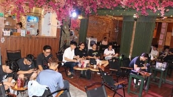 Sang quán Cafe căn góc 9x30 Trần Nhật Duật-Quận 1, đã mở được 9 năm