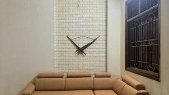 Cho thuê nhà riêng 3 tầng tại ngõ 13 đường Lĩnh Nam, phường Vĩnh Tuy, 