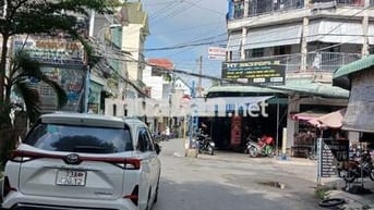 PHÒNG VIP, NGAY CỔNG KCN SÓNG THẦN
