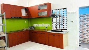 Nhà nguyên căn 1 trệt 1 lầu 2 phòng ngủ hẻm xe hơi đường Cây Keo