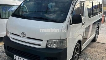 Toyota Hiace 16 chỗ Trắng, Đen