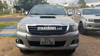 Toyota Hilux E 2014 Số Sàn 1 Cầu Bạc