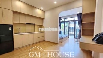 CHO THUÊ 1PN NGAY NGÃ TƯ HÀNG XANH FULL NỘI THẤT BAN CÔNG