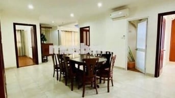Chung cư Phúc Yên lầu cao thoáng 3PN 3WC view hồ bơi giá chỉ 15tr.th