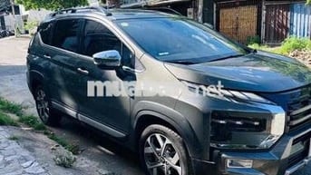 Mitsubishi Xpander Cross 2024 Xám 7 chỗ