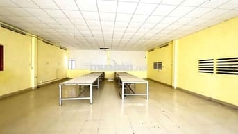 chính chủ cho thuê kho 500m² giá 33trieu mặt tiền đường 