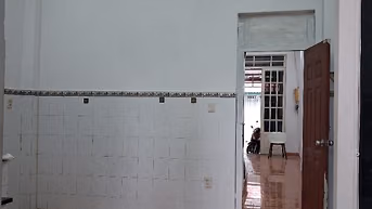 Chính chủ cho thuê nhà nguyên căn 4 x 18m, đúc trệt 2 lầu, sân thượng