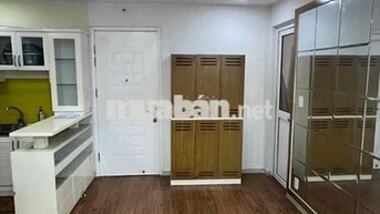 cho nam thuê ở ghép phòng riêng trong căn chung cư 2pn 2wc