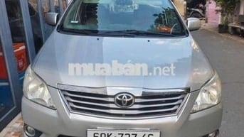 Toyota Innova 2012 Bạc Số sàn
