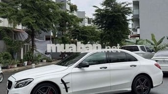 Mercedes-Benz C300 AMG 2017 Trắng 70000 km